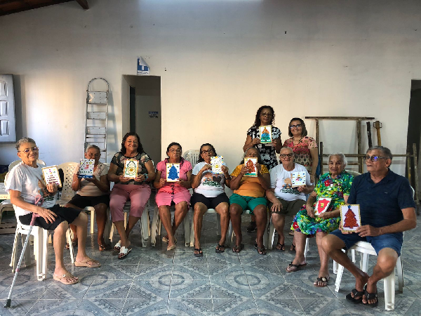 Oficina de Cartões de Natal com os idosos do Espinho - CRAS Corina Remigio de Oliveira